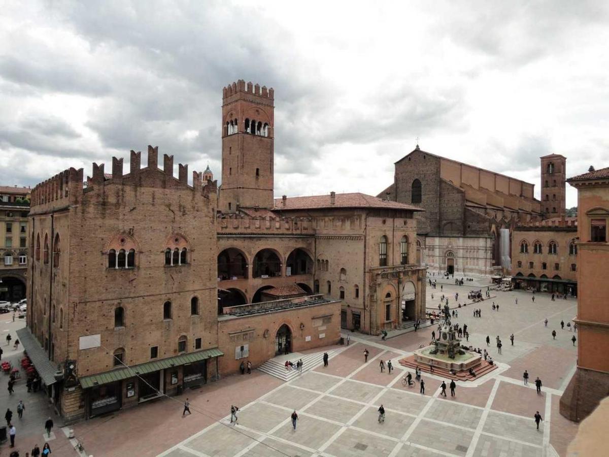 Casa Daura - Your Comfortable Apartment In Bologna - Parking Kültér fotó