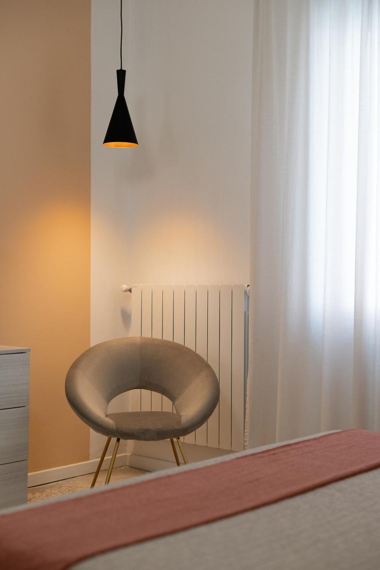 Casa Daura - Your Comfortable Apartment In Bologna - Parking Kültér fotó